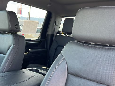Used 2024 Chevrolet Silverado 2500 LTZ w/ LTZ Convenience Package AWD/4WD image 22