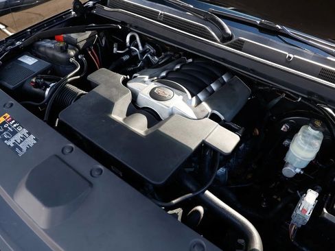 Used 2020 Cadillac Escalade ESV Luxury image 26