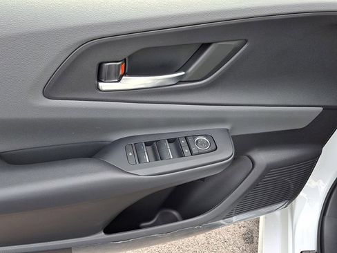 New 2026 Toyota Prius XLE image 10