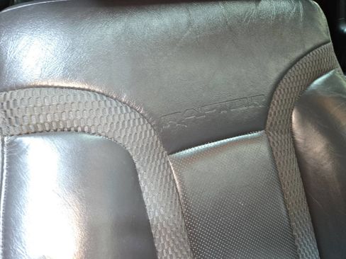 Used 2010 Ford F150 Raptor image 93