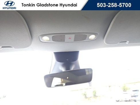 Used 2022 Tesla Model Y Long Range image 14