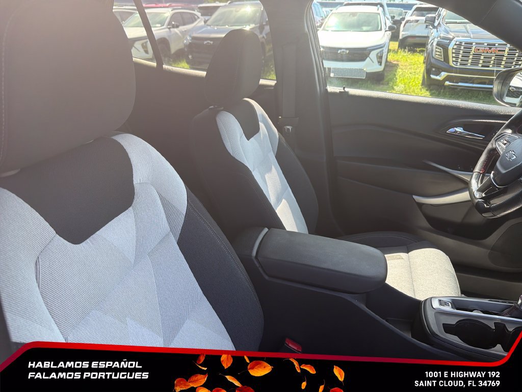 Used 2024 Chevrolet Trax RS FWD image 33