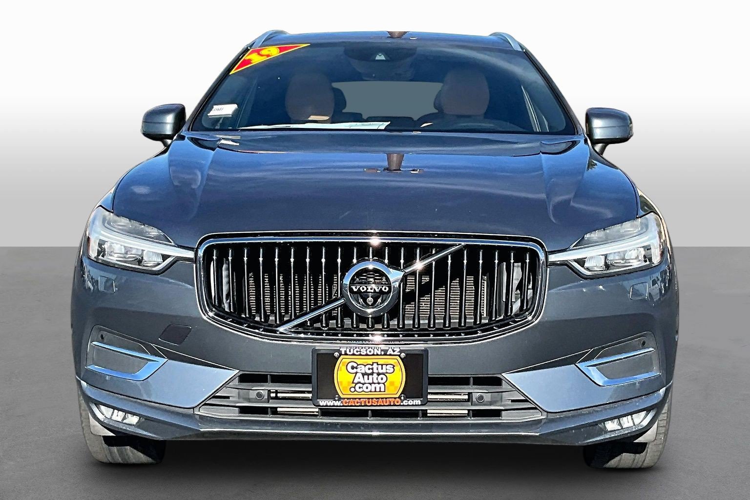 Used 2019 Volvo XC60 T5 Inscription w/ Protection Package Premier FWD image 3