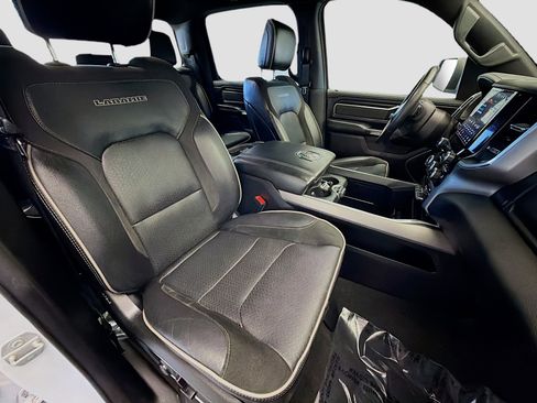 Used 2024 RAM 1500 Laramie image 15