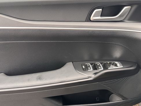 New 2026 Kia K5 LXS FWD image 19
