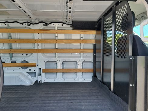 Used 2024 Ford Transit 250 Low Roof w/ Exterior Upgrade Package RWD image 13