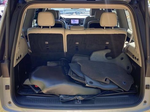 Used 2022 Jeep Wagoneer Series III w/ Premium Group I AWD/4WD image 31