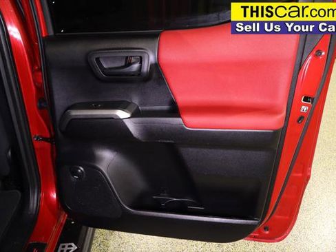 Used 2019 Toyota Tacoma SR5 image 30