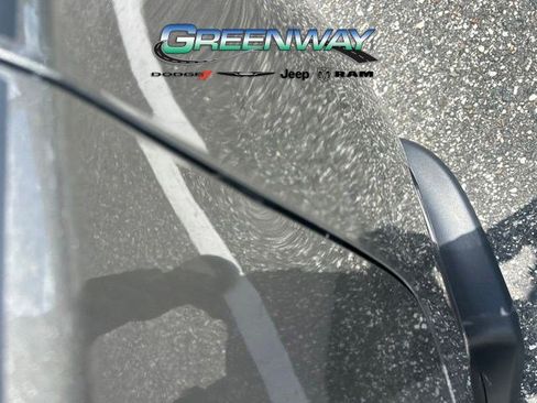 Used 2009 Dodge Challenger R/T RWD image 31