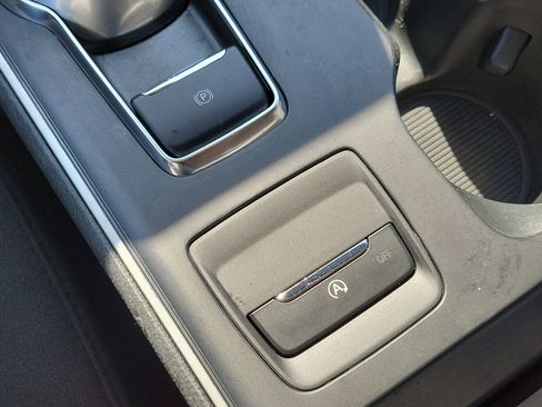 Used 2022 Ford Edge SE image 21