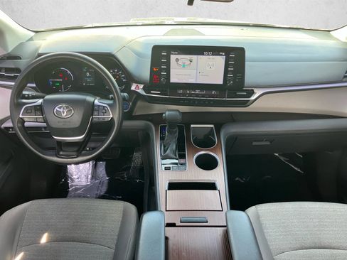 Used 2021 Toyota Sienna LE FWD image 20