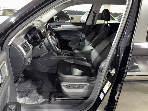 Used 2021 Volkswagen Atlas SE image 20