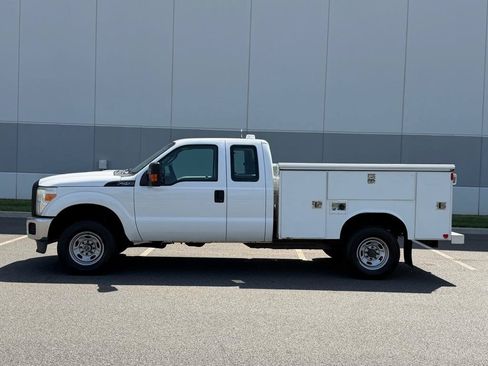 Used 2013 Ford F250 XL w/ PWR Equipment Group AWD/4WD image 10