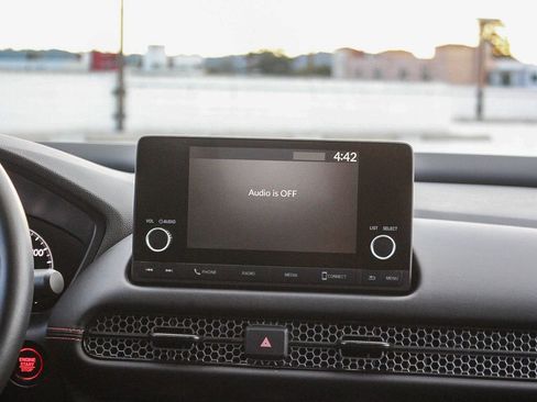 Used 2025 Honda HR-V Sport image 13