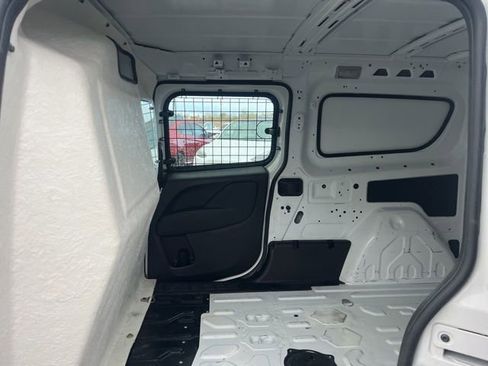 Used 2021 RAM ProMaster City Tradesman w/ Window Group 09 image 16