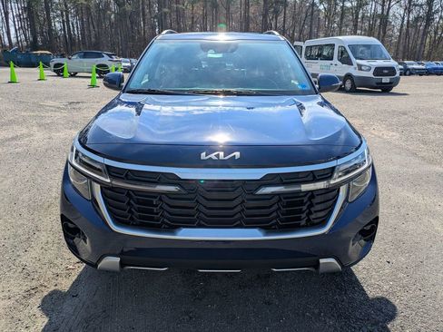 Used 2025 Kia Seltos EX image 9
