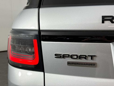 Used 2019 Land Rover Range Rover Sport Supercharged AWD/4WD image 33