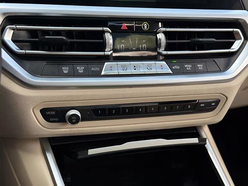 Used 2021 BMW 330i Sedan w/ Convenience Package image 13