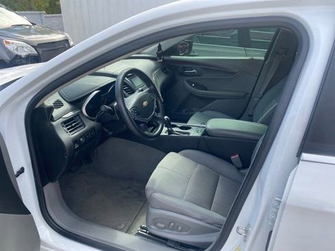 Used 2014 Chevrolet Impala LS w/ LS Convenience Package image 5