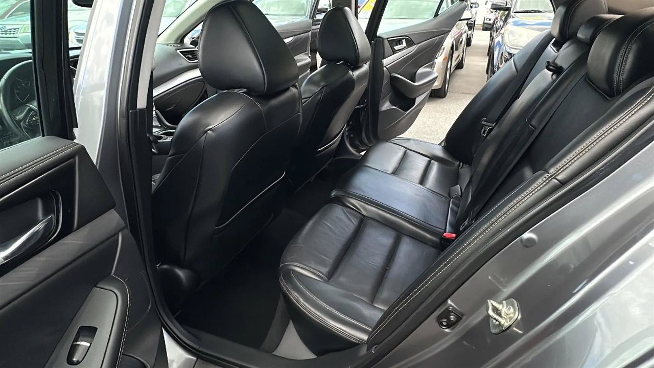 Used 2016 Nissan Maxima 3.5 SL FWD image 22