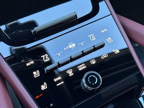 New 2026 Porsche Cayenne GTS AWD/4WD image 25