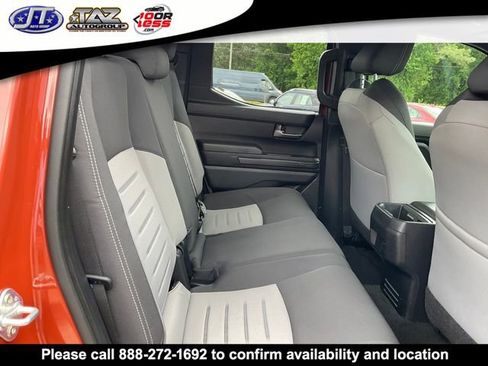 Used 2025 Toyota Tacoma TRD Off-Road AWD/4WD image 13