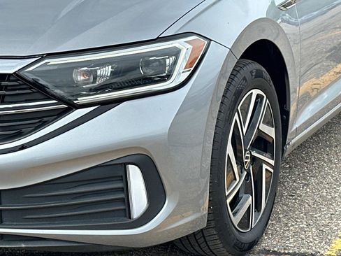 Used 2022 Volkswagen Jetta SEL image 8