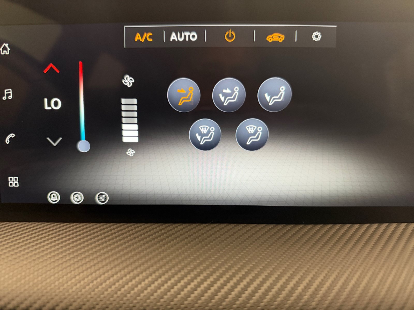 Used 2026 Nissan Kicks SR FWD image 18