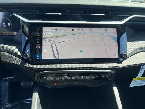 New 2026 Jeep Cherokee Overland image 13