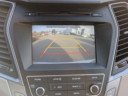 Used 2018 Hyundai Santa Fe Sport image 23