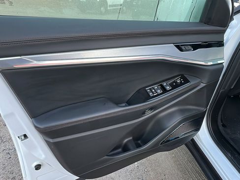 Used 2024 Jeep Wagoneer Launch Edition image 14