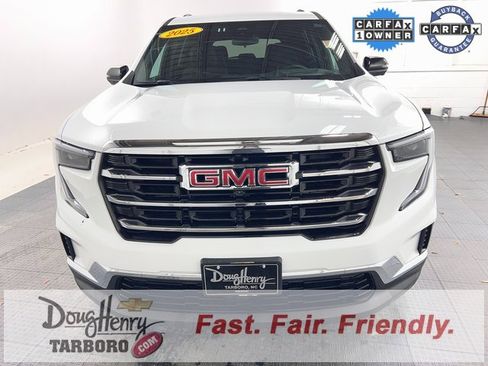 Used 2025 GMC Acadia Elevation image 2