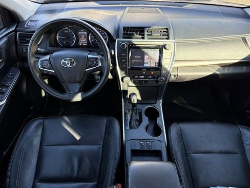 Used 2017 Toyota Camry XLE image 17