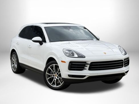 Used 2021 Porsche Cayenne AWD/4WD image 1