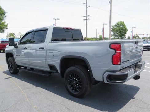 Used 2024 Chevrolet Silverado 2500 LTZ w/ LTZ Plus Package AWD/4WD image 6