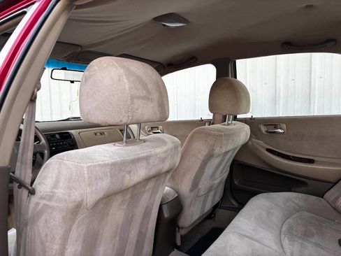 Used 2000 Honda Accord SE image 16
