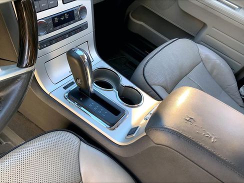 Used 2009 Lincoln MKX 2WD image 15