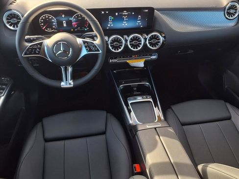 Used 2025 Mercedes-Benz GLA 250 4MATIC image 15