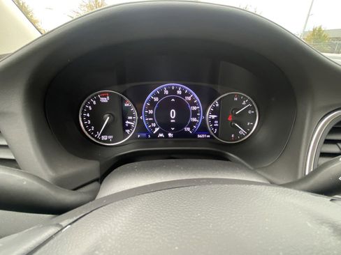 Used 2022 Buick Enclave Avenir w/ Avenir Technology Package image 24