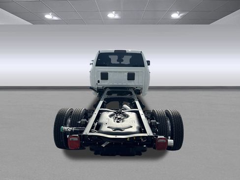 New 2025 RAM 3500 Tradesman w/ Chrome Appearance Group image 36