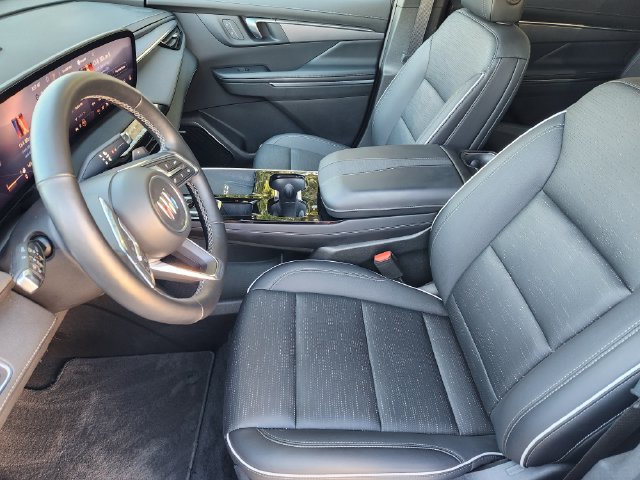 Used 2026 Buick Enclave Sport Touring FWD image 3