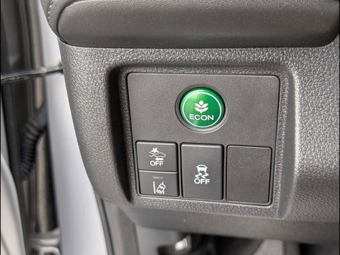 Used 2022 Honda HR-V EX image 15