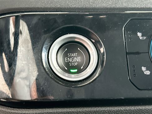 Used 2023 Chevrolet Silverado 1500 LT image 29