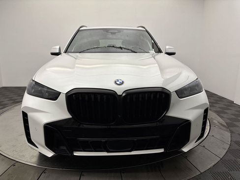 Used 2024 BMW X5 xDrive40i w/ M Sport Package AWD/4WD image 14