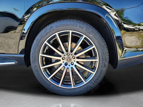 New 2026 Mercedes-Benz GLS 450 4MATIC image 5