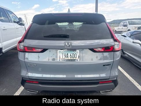 Used 2025 Honda CR-V Sport image 4