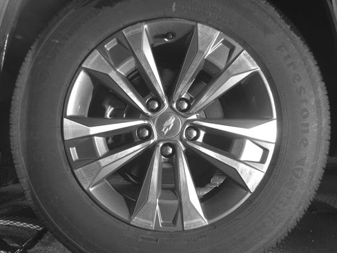 Used 2025 Chevrolet Equinox LT image 14