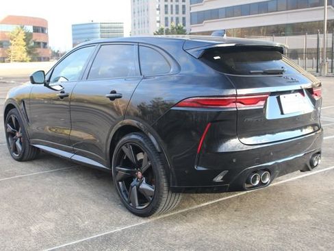 Used 2023 Jaguar F-PACE SVR image 10