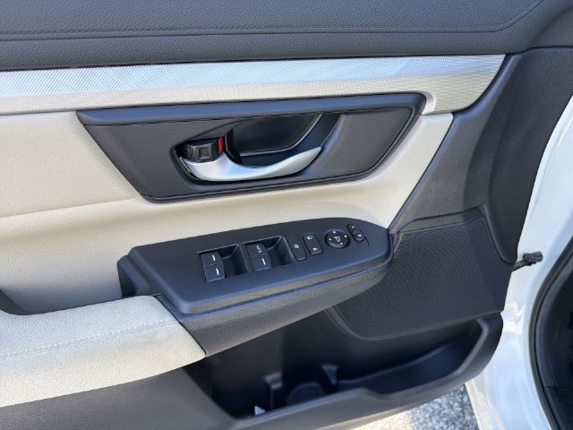 Used 2020 Honda CR-V LX image 13