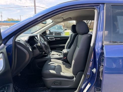 Used 2017 Nissan Pathfinder SV AWD/4WD image 21